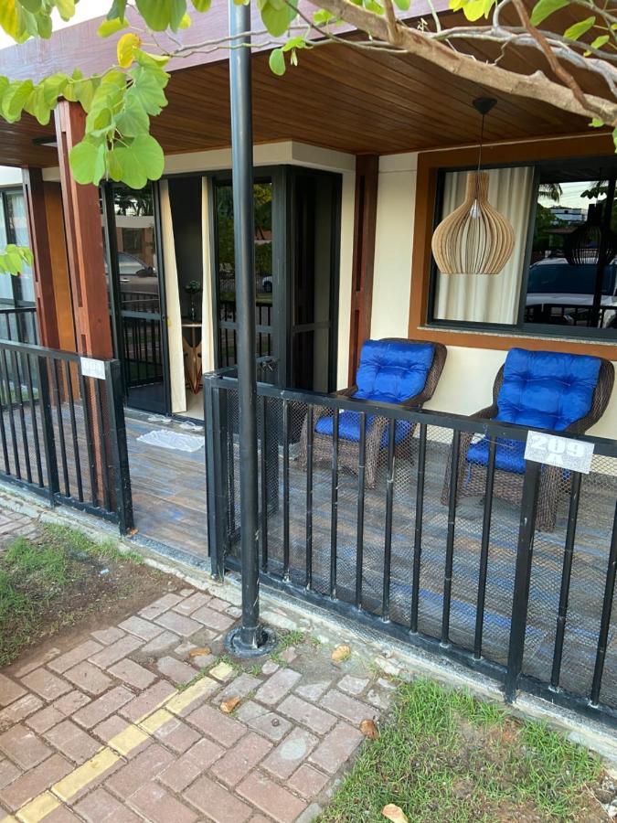 Apartamento Flat Em Guarajuba Com Excelente Estrutura Exterior foto